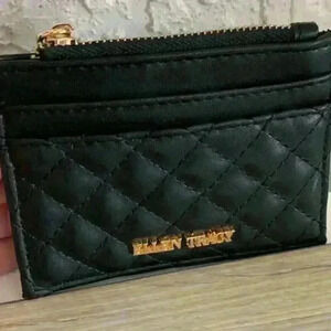Ellen Tracy Quilted Coin Purse Credit Card ID Wallet Black Zip Pre Owned
